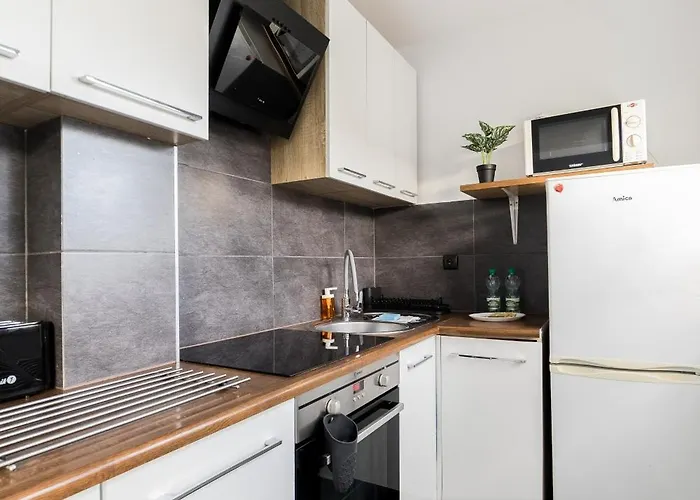 Grunwald Plomienna By Bookinghost Apartment